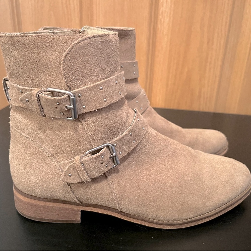 BP. Riley Buckle Strap Suede Booties Women’s Size 8.5 Boho Western Streetwear